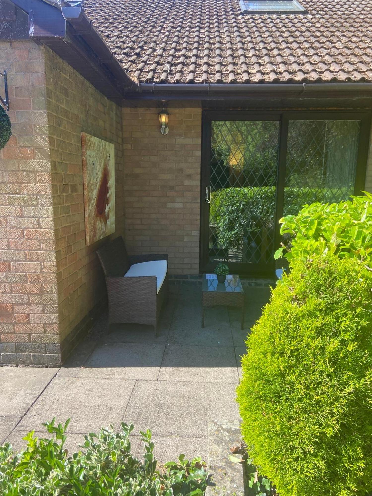 Barncroft Luxury Bed & Breakfast Solihull Bagian luar foto