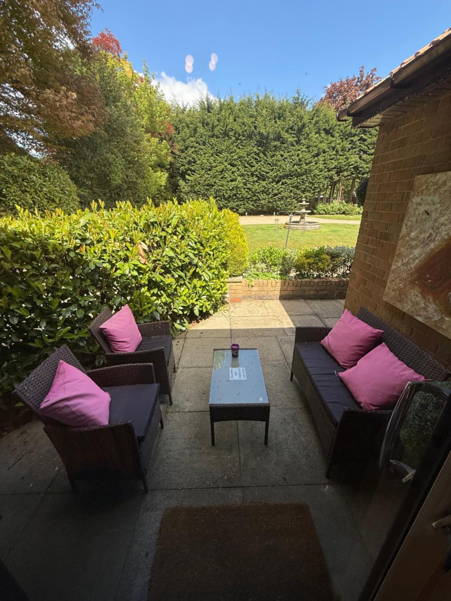 Barncroft Luxury Bed & Breakfast Solihull Bagian luar foto